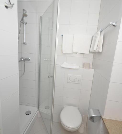 اتاق استاندارد یک نفره, Empire