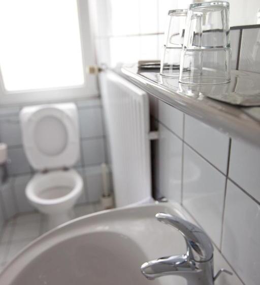 اتاق استاندارد یک نفره, Empire