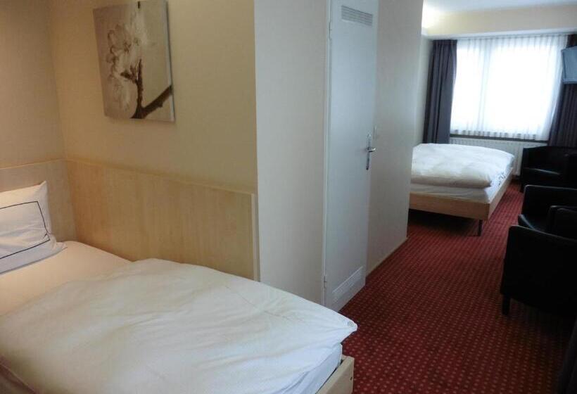 اتاق استاندارد سه نفره, Empire