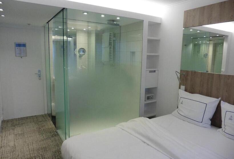 اتاق سوپریور, Empire