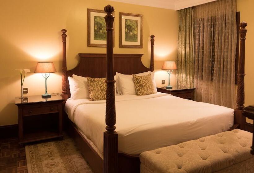 디럭스 룸, Fairmont Mount Kenya Safari Club
