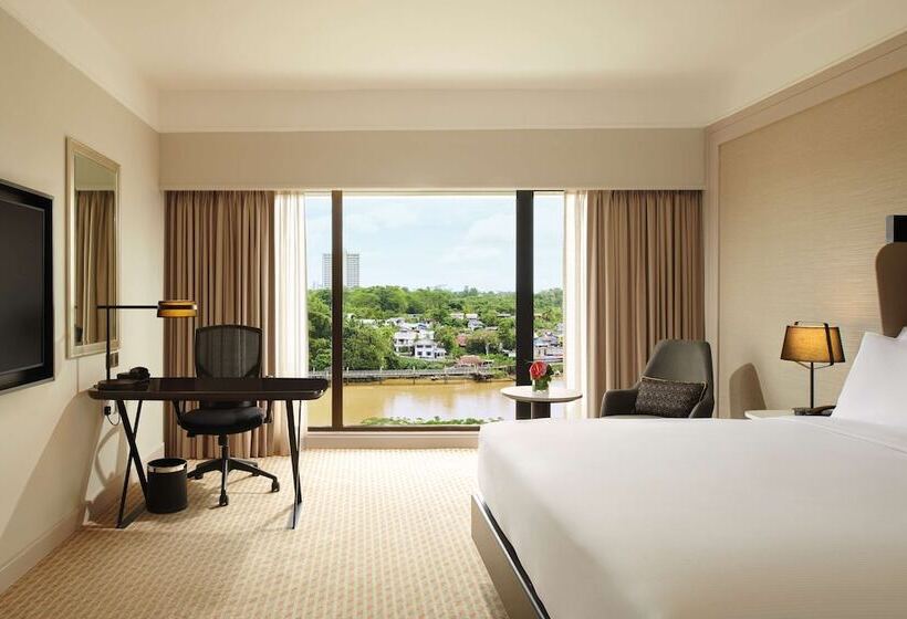 이그제큐티브 룸, Hilton Kuching