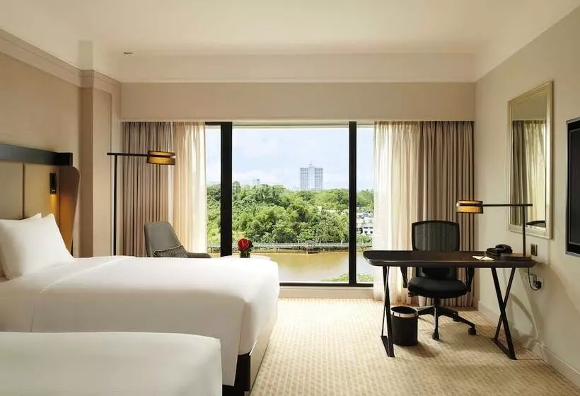 Habitación Ejecutiva, Hilton Kuching