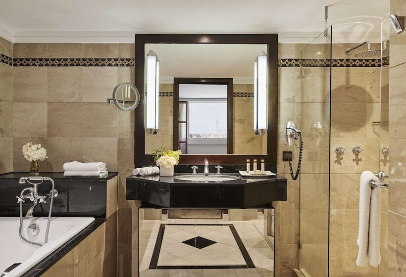 سوییت اجرایی, Hyatt Regency Casablanca