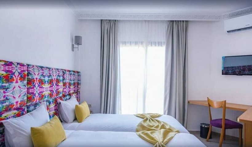 Habitación Estándar, Ibn Batouta