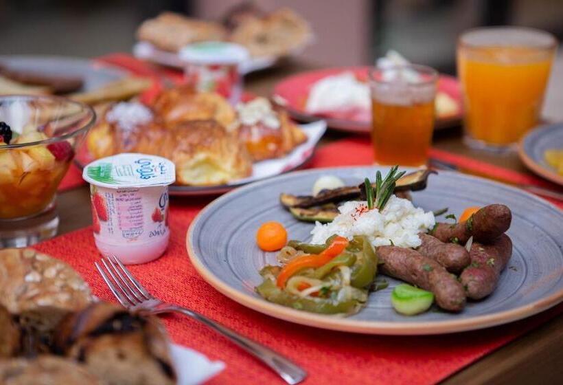 اتاق سوپریور, Ibn Batouta