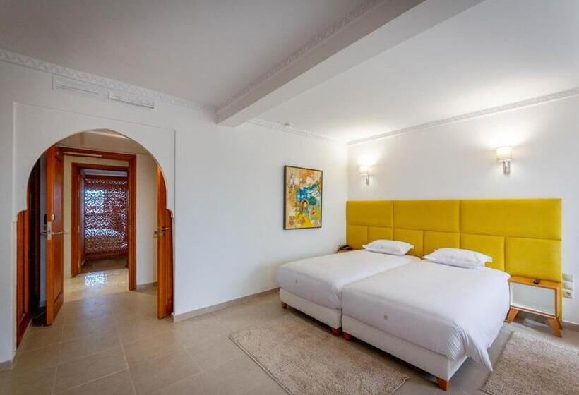 اتاق لوکس, Ibn Batouta