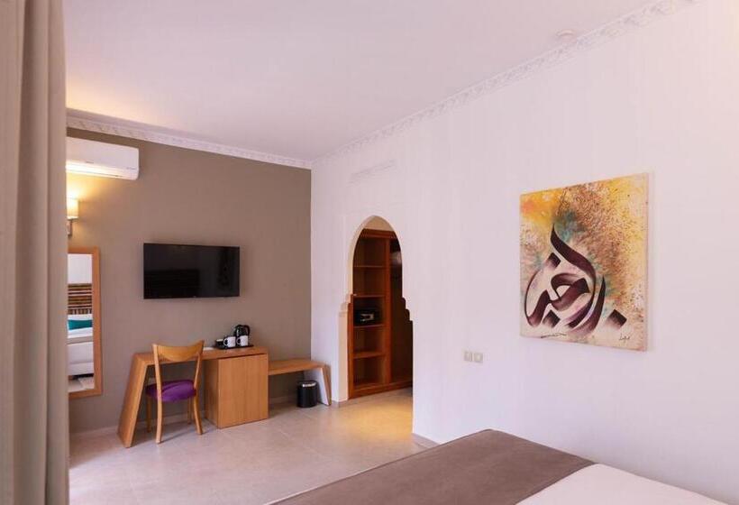 اتاق لوکس, Ibn Batouta