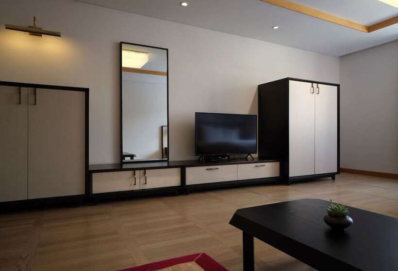 Номер Премиум, Maison Glad Jeju