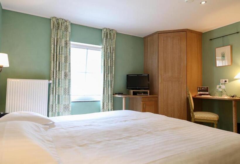 اتاق استاندارد, Manoir Kasselslay