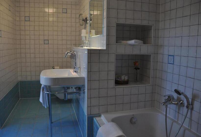 اتاق استاندارد, Manoir Kasselslay