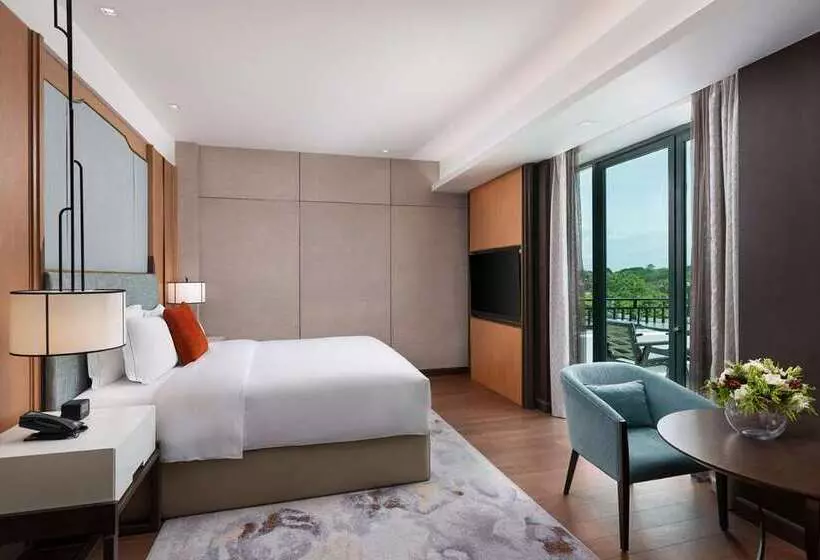 اتاق اجرایی با تخت بزرگ, Millennium Hilton Seoul