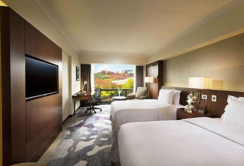 マウンテンビューデラックスルーム, Millennium Hilton Seoul