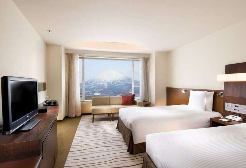 Номер Deluxe Вид на Горы, Millennium Hilton Seoul