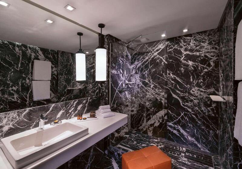 Quarto Superior Cama King, Mövenpick Hotel Mansour Eddahbi Marrakech