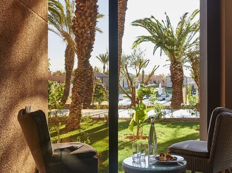 Quarto Superior Cama King, Mövenpick Hotel Mansour Eddahbi Marrakech