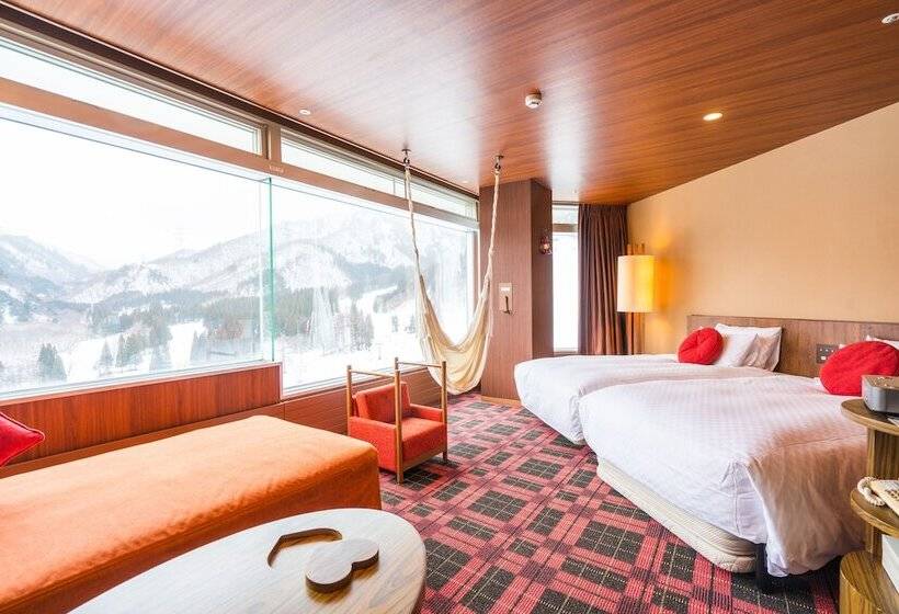 غرفة قياسية, Naeba Prince