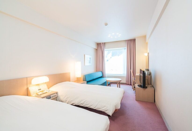 غرفة قياسية, Naeba Prince