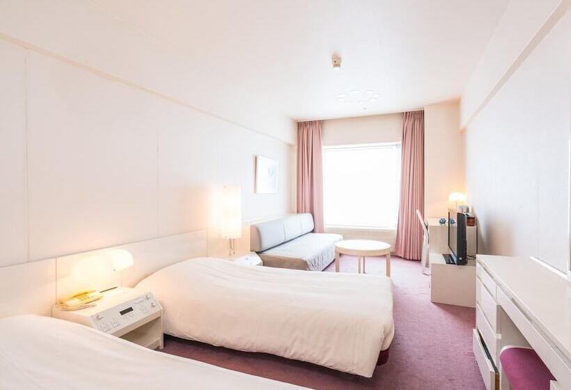 غرفة قياسية, Naeba Prince