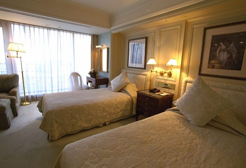 סוויטה, New Grand