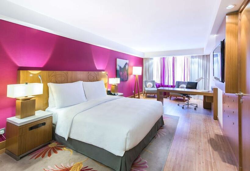 高级大房间, Radisson Blu Hotel, Kuwait