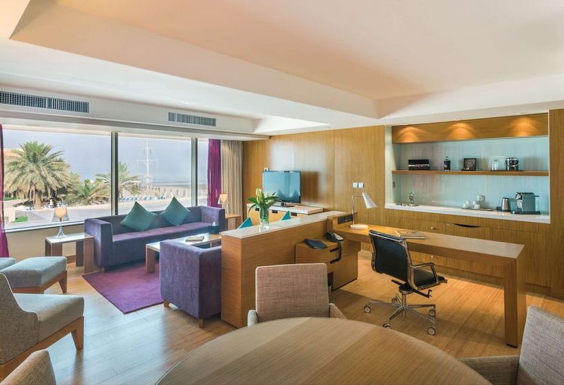 海景套房, Radisson Blu Hotel, Kuwait