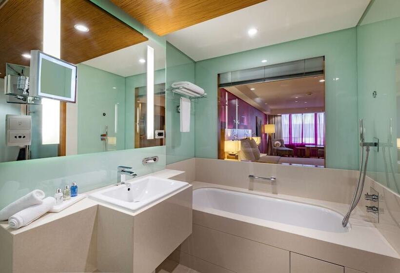 带2个卧室的套房, Radisson Blu Hotel, Kuwait