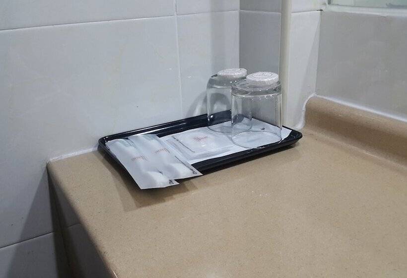 חדר דלוקס, Red Rock