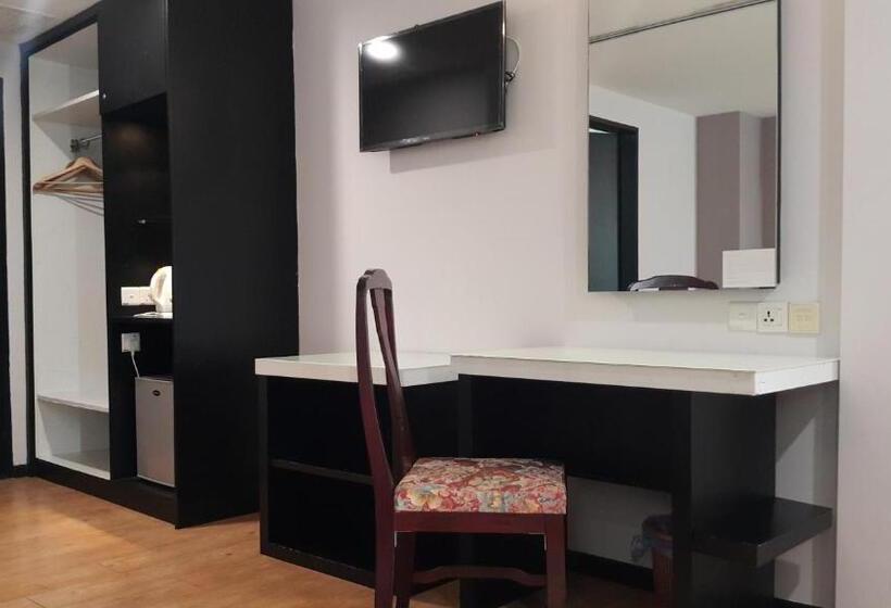 חדר דלוקס, Red Rock