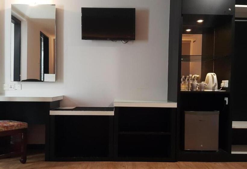 חדר דלוקס, Red Rock