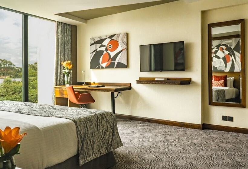 اتاق اجرایی, Sarova Panafric