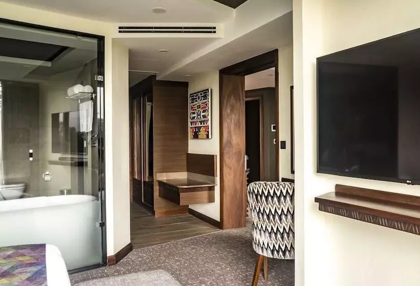 سوییت, Sarova Panafric Hotel, Nairobi Upper Hill