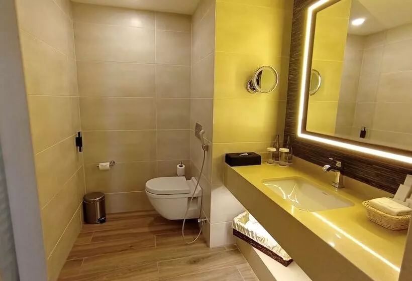 اتاق لوکس, Sarova Panafric Hotel, Nairobi Upper Hill