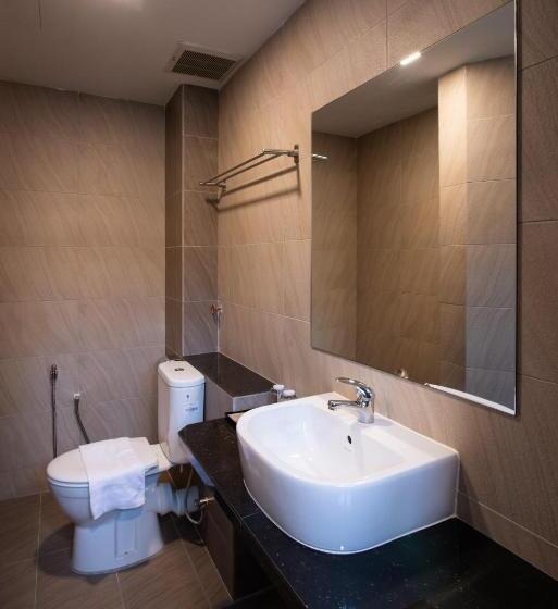 חדר דלוקס, Waterfall