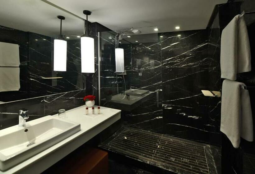 Quarto Superior Cama King, Mövenpick Hotel Mansour Eddahbi Marrakech