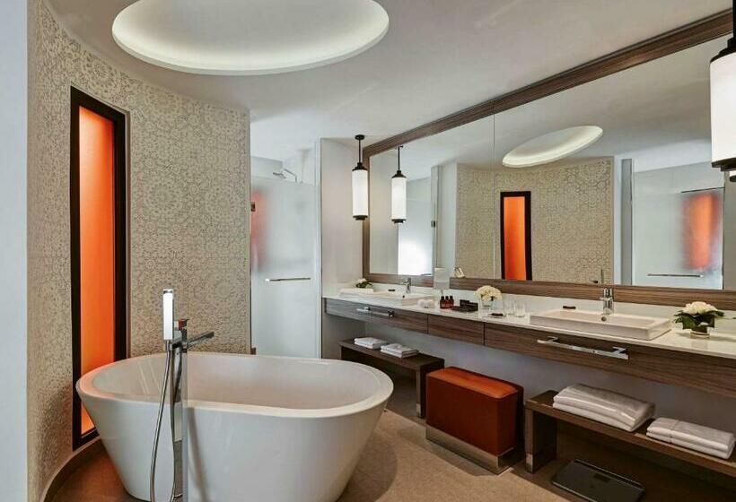 Quarto Superior Cama King, Mövenpick Hotel Mansour Eddahbi Marrakech