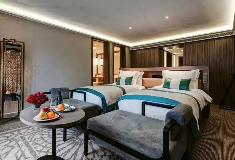 سوییت جونیور, Mövenpick Hotel Mansour Eddahbi Marrakech