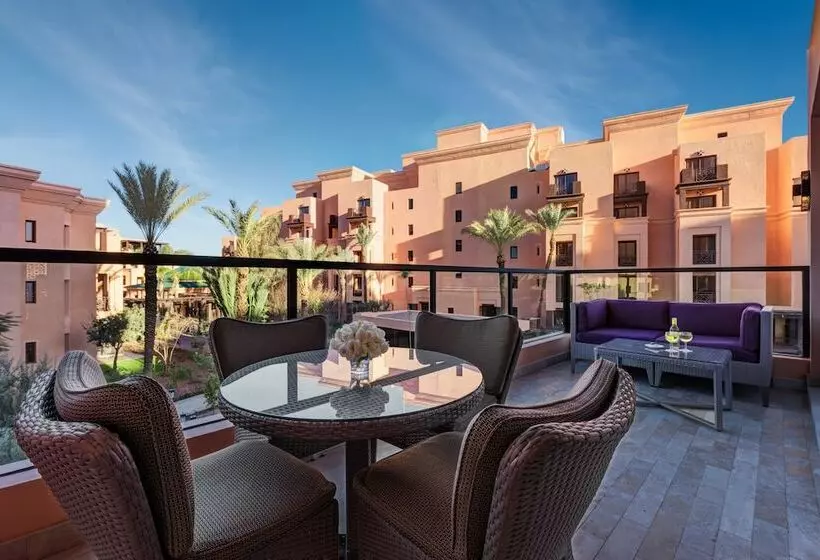 سوییت جونیور, Mövenpick Hotel Mansour Eddahbi Marrakech