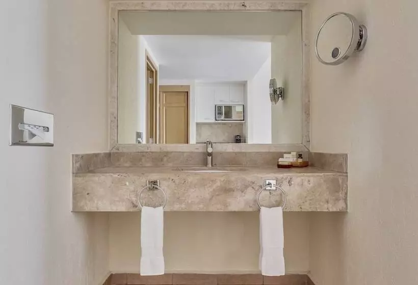 ویلای لوکس 1 خوابه, Fiesta Americana Cancun Villas