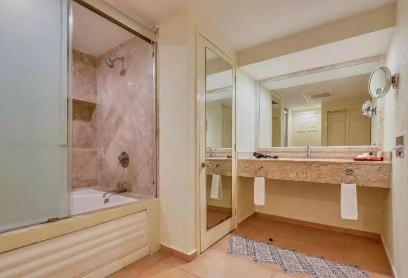 سوئیت مستر, Fiesta Americana Cancun Villas