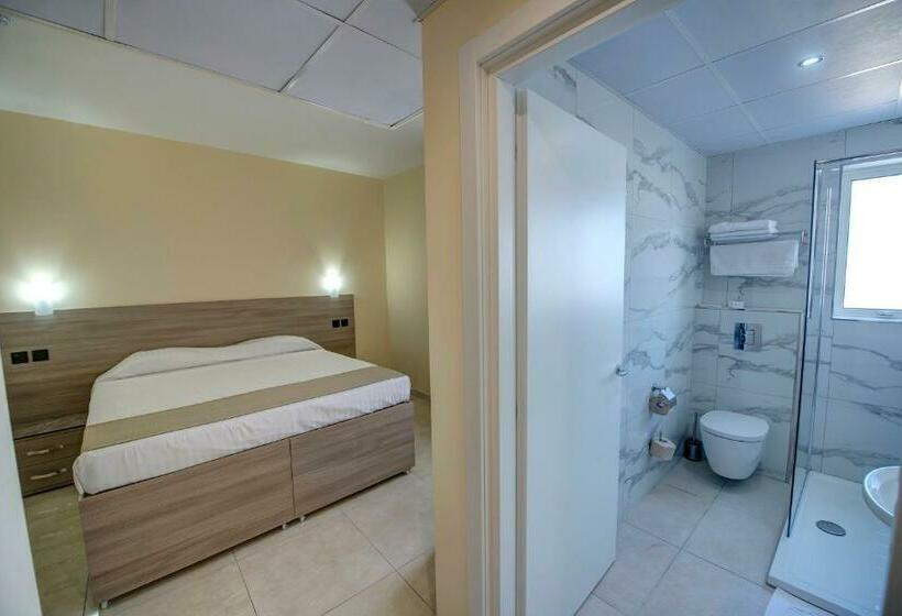 اتاق استاندارد با بالکن, Allegro