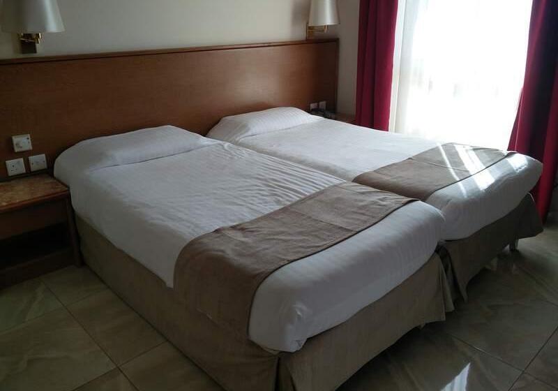 اتاق استاندارد چهار تخته, Allegro