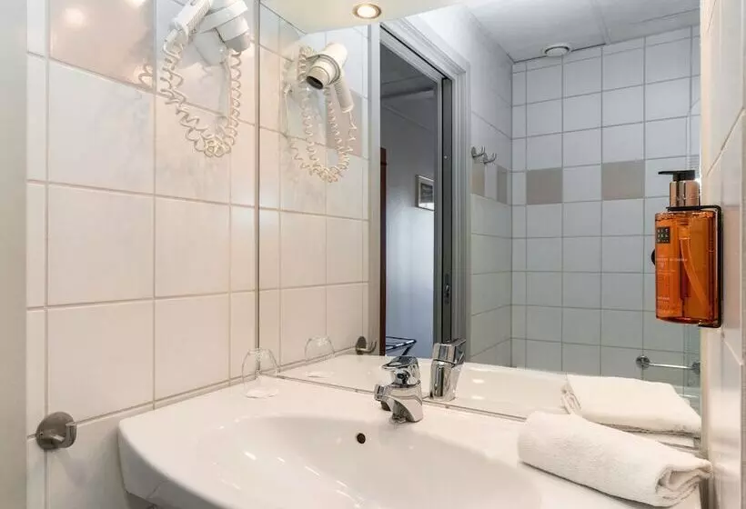 エコノミールーム, Clarion Collection Hotel Park