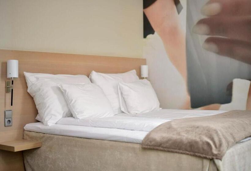 اتاق استاندارد, Clarion Collection Hotel Savoy