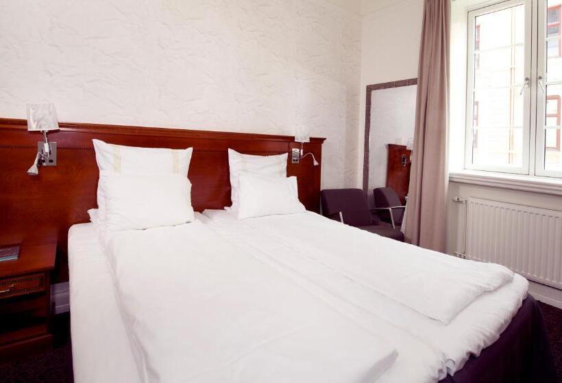 اتاق استاندارد, Clarion Collection Hotel Savoy