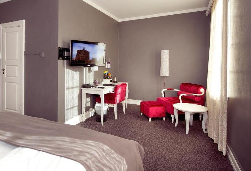 اتاق سوپریور, Clarion Collection Hotel Savoy