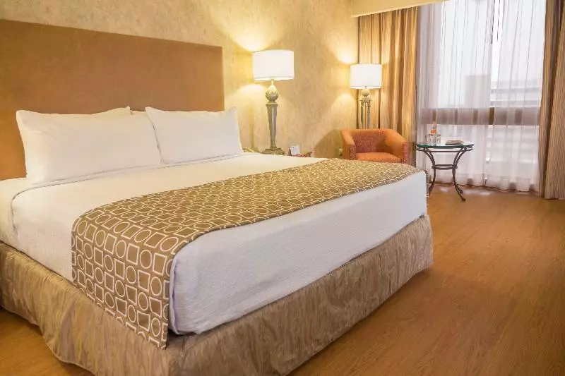 اتاق استاندارد, Crowne Plaza Hotel Monterrey, An Ihg