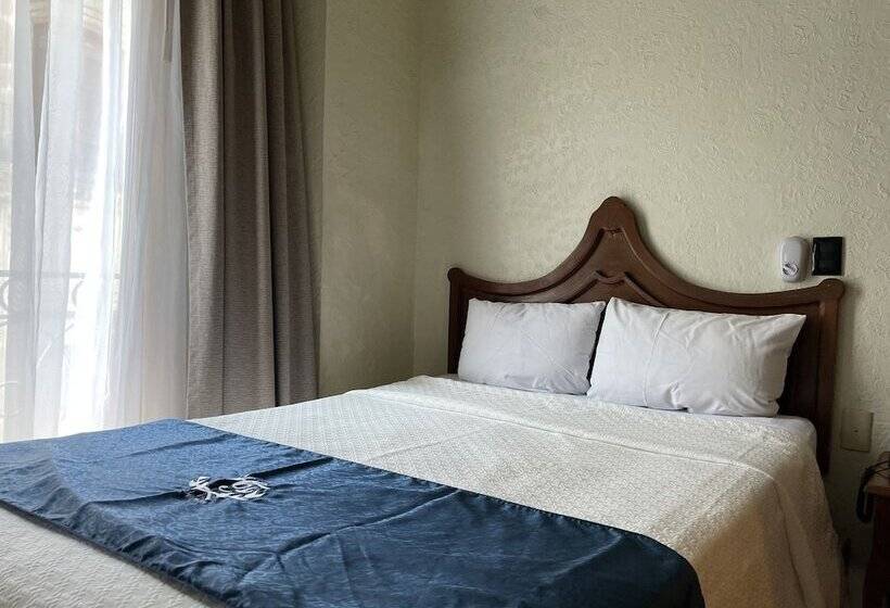 اتاق استاندارد, Frances