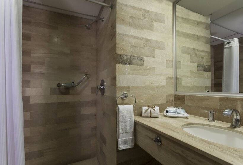 اتاق سوپریور, Campeche Malecon