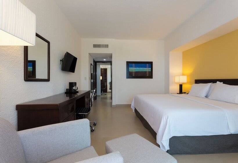 اتاق سوپریور, Campeche Malecon